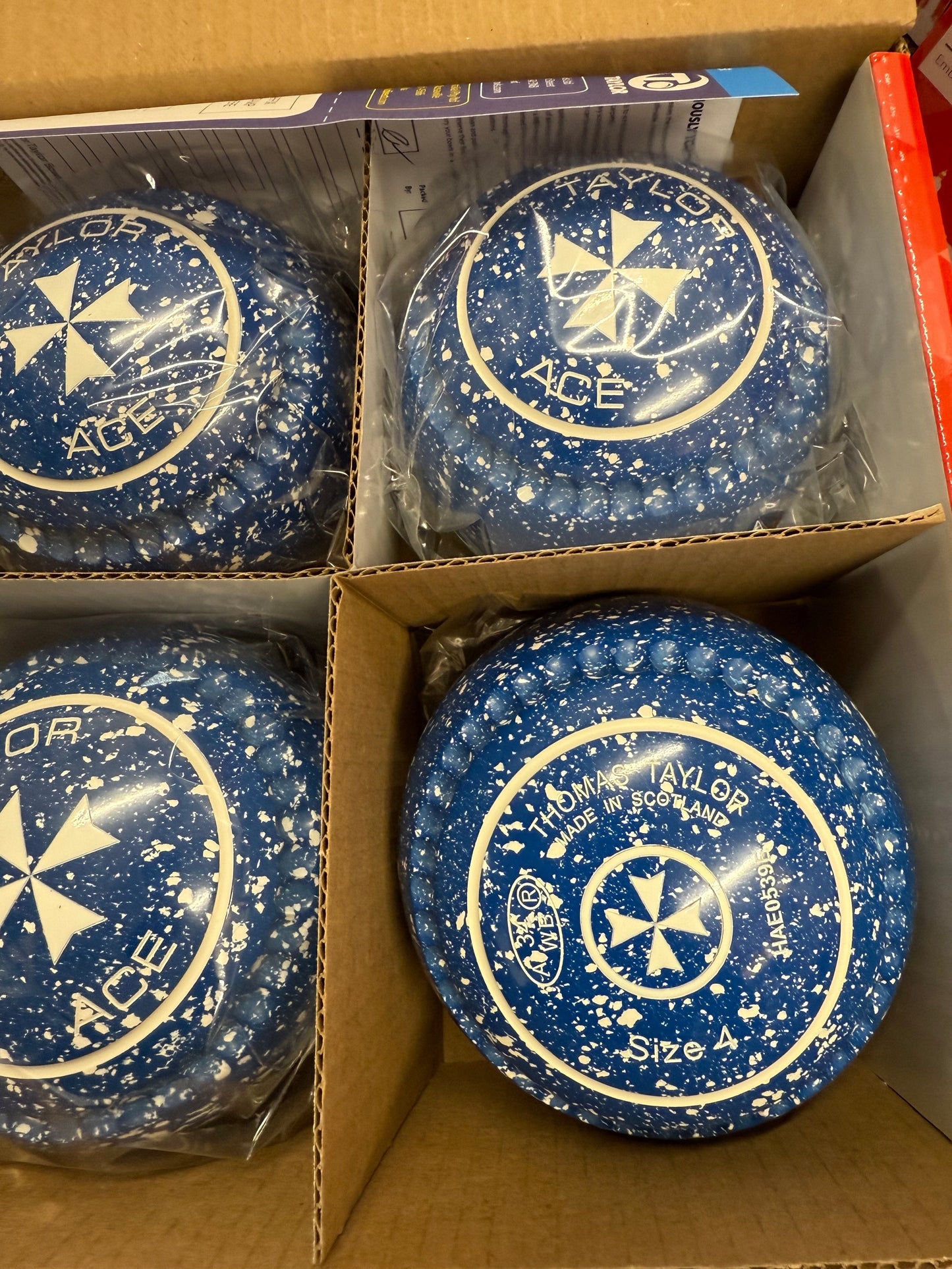 Taylor Ace Lawn Bowls Size 4 Xtreme Grip